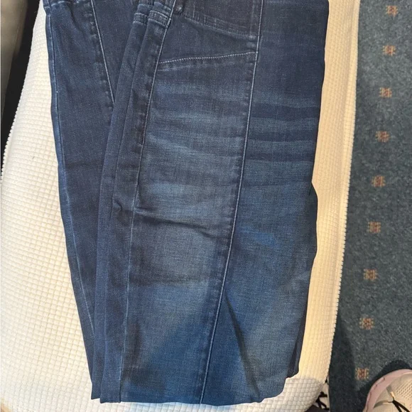 Simply Vera Wang Pull on Size 12 Blue Women's Jeans - Picture 8 of 8